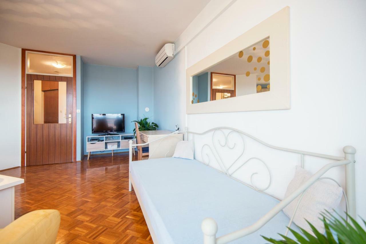 Apartment Martha Deluxe. Задар Экстерьер фото